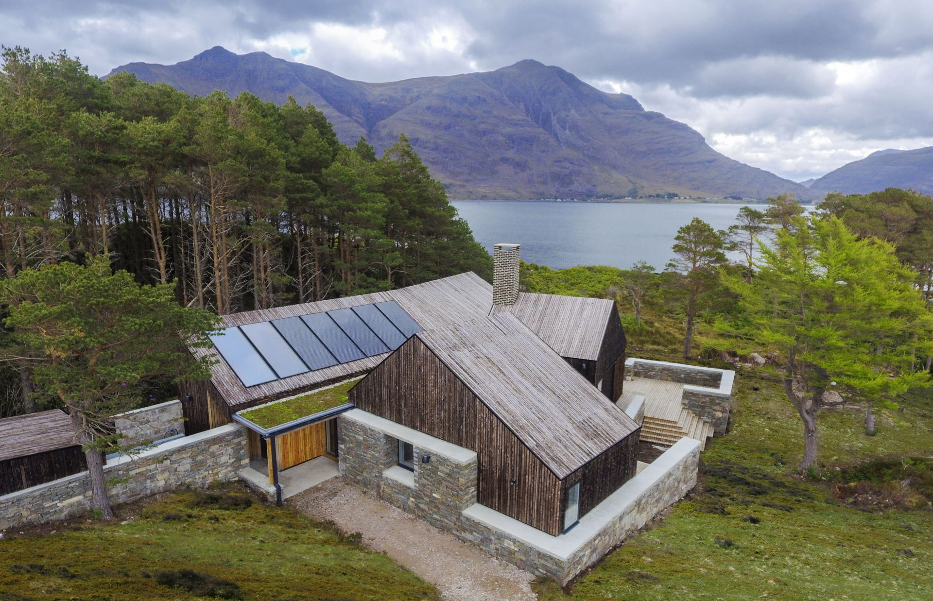 AES Solar Grand Designs House Of The Year